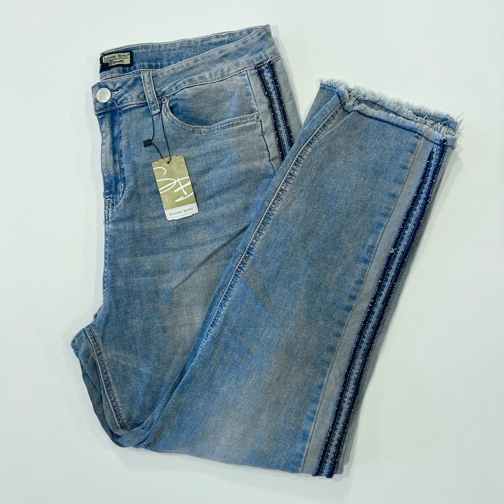 NWT Suzanne Betro Jeans Denim Stripes Retro Skinny Embroidered Stretch Comfy 16